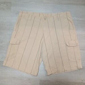 Men's North face Tan Plaid Cargo Shorts Size 40